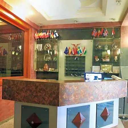 Gold Heykel Hotel