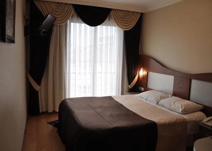 Ξενοδοχείο Gold Heykel 3*